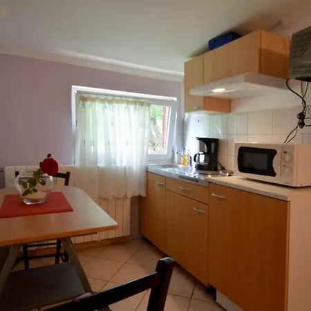 Studio In Varvari With Terrace, Air Conditioning, Wifi, Washing Machine 664-4 Apartmán